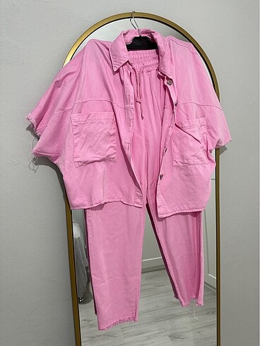 Pembe takım