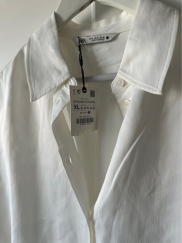 Zara Zara beyaz gömlek