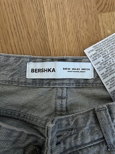 34 Beden Bershka gri jean