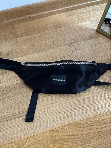 Calvin klein bel cantasi