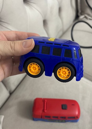 Renkli Oyuncak Minibüs ve Araba Seti - Görsel 3