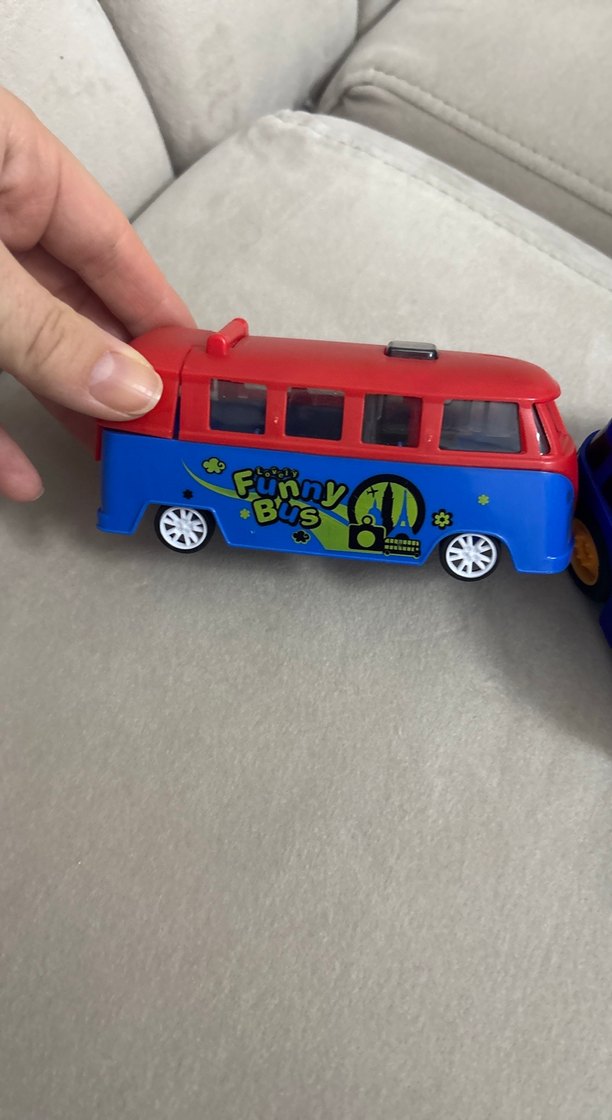 Renkli Oyuncak Minibüs ve Araba Seti - Görsel 2