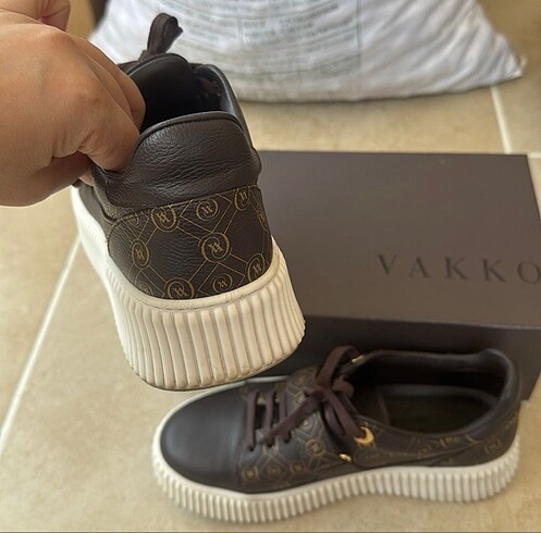 Vakko Vakko sneaker