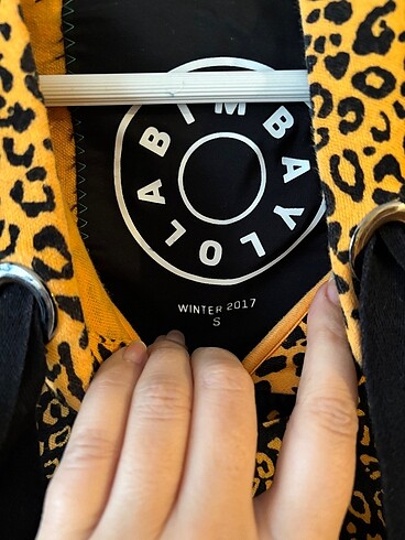 s Beden Bimba y lola sweatshirt
