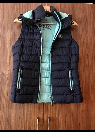 Superdry puf yelek