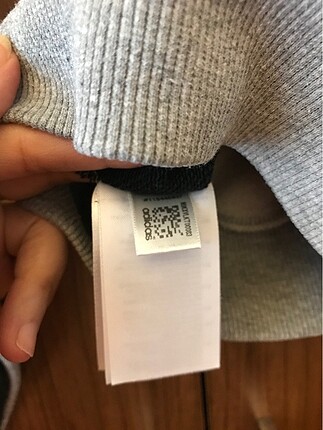 m Beden Adidas sweatshirt