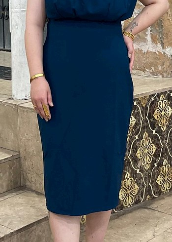Lacivert Drapeli Yüksek Yakalı Kalem Elbise - Görsel 3