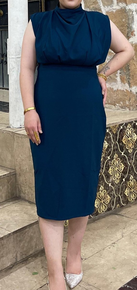 Lacivert Drapeli Yüksek Yakalı Kalem Elbise - Görsel 3