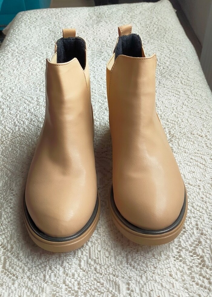 Kadın bot flo - Görsel 3