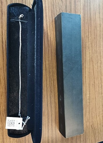 Beden Swarovski tasli ozel uretim su yolu bileklik