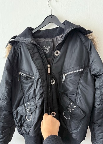 Diğer Siyah Kürklü Kadın Mont Beli Lastikli