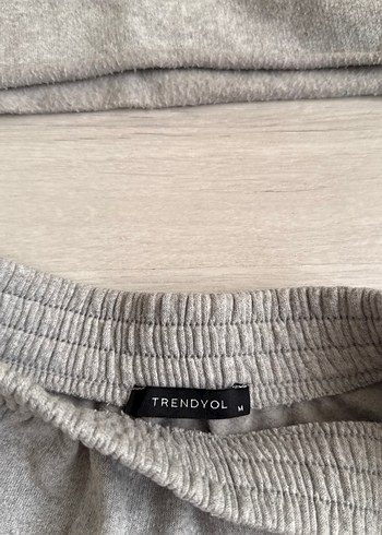 Trendyol & Milla Trendyolmilla Gri Crop Etek Takım