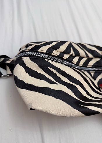 Primark Primark Zebra Desenli Bel Çantası