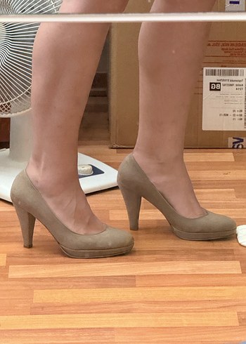 Bej Süet Platform Topuklu Kadın Ayakkabı - Görsel 2