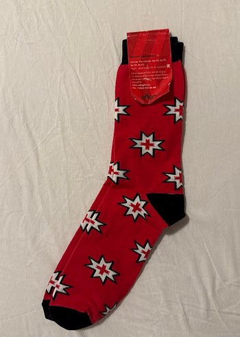 Kırmızı Desenli Çorap - Görsel 2