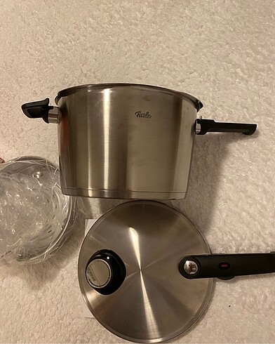  Beden gri Renk Fissler Düdüklü Tencere