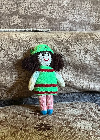 Renkli Örgü Bebek Oyuncak