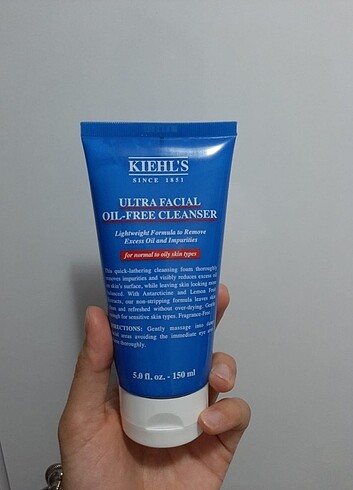 Kiehl's ultra facial oil-free clean ser krem 150ml