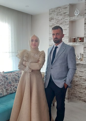 40 Beden sarı Renk Bej Drapeli Uzun Kollu Abiye Nişanlık