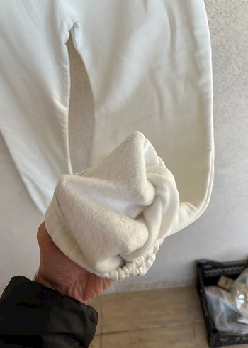 Beyaz Rahat Kesim Kadın Eşofman Altı - Görsel 3