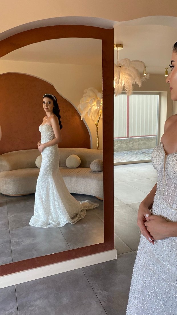 Modern Klasik Straplez Beyaz Balık Gelinlik - Görsel 4