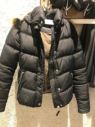 Siyah şişme mont