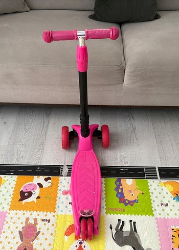 Beden Pembe Çocuk Scooter'ı rookie