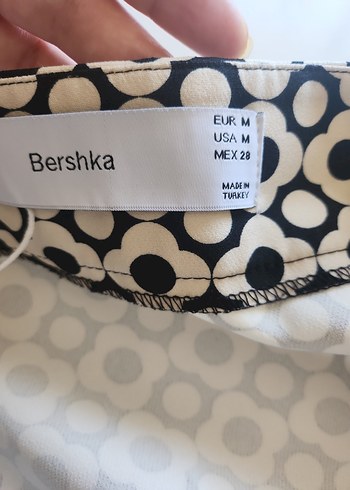 Düğmeli Puantiyeli Mini Etek - Görsel 3