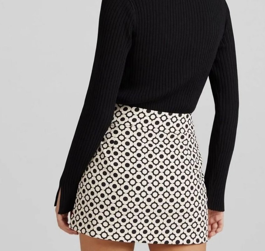 Düğmeli Puantiyeli Mini Etek - Görsel 2