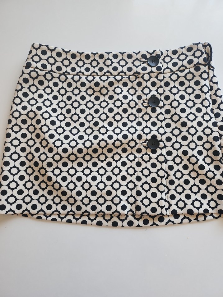 Düğmeli Puantiyeli Mini Etek - Görsel 4