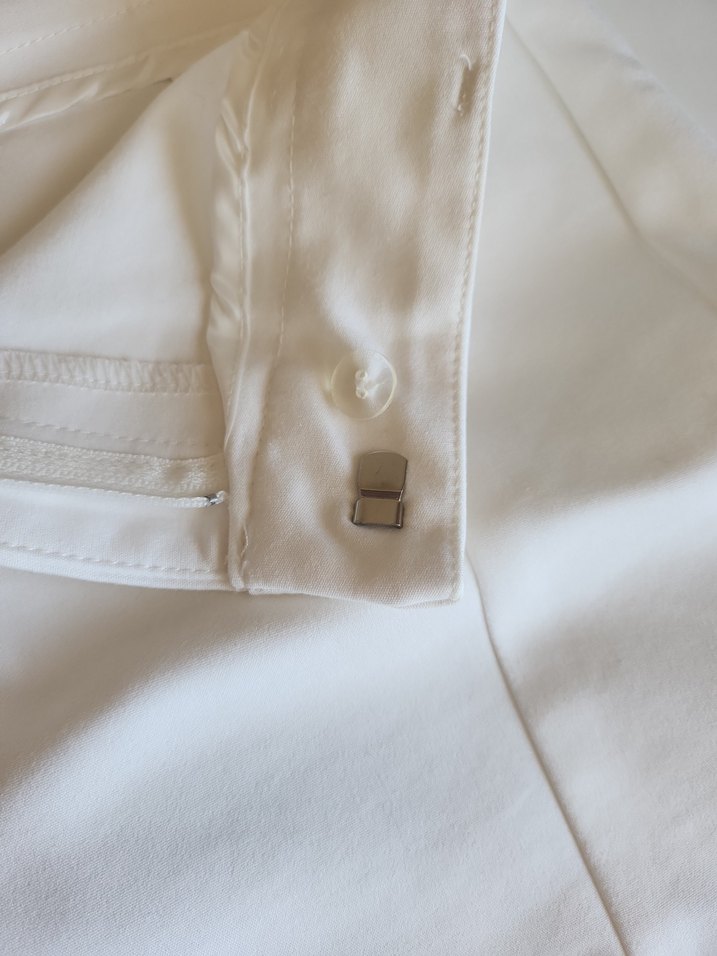 Beyaz Midi Hamile Şortu - Görsel 5