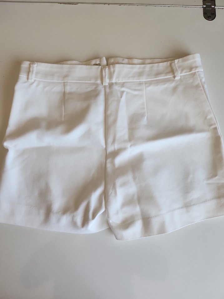 Beyaz Midi Hamile Şortu - Görsel 2