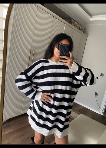 Gri Siyah Çizgili Yüksek Yakalı Örgü Triko - Görsel 2