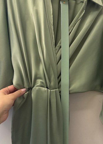 Kadın Kemerli Uzun Saten Elbise - Görsel 5