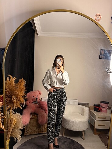 m Beden Crop gömlek