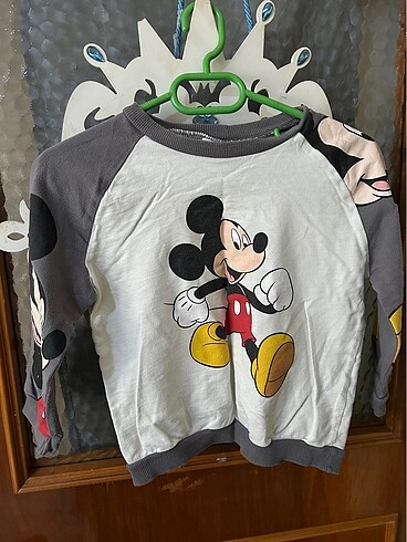 LC Waikiki Sweatshirt