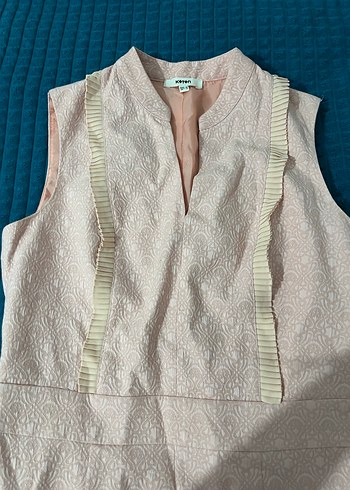 V Yaka Fırfırlı Beyaz Midi Elbise - Görsel 2