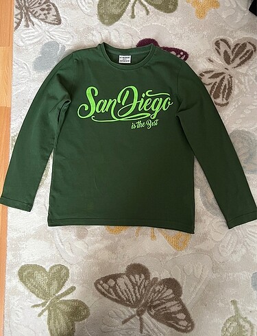 Sweatshirt 8-9 yaş