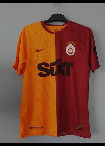 Galatasaray iç saha forma 