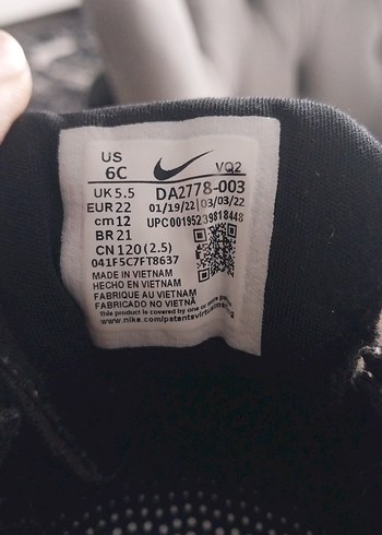 22 numara Nike ayakkabı
