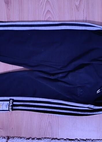 Adidas Adidas yanları yırtmaçlı eşofman