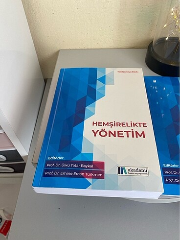  Hemşirelikte Yönetim Dersi Kitabı ve Uygulama Kılavuzu