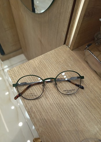 Khaki Renkli Minimalist Yuvarlak Kadın Gözlüğü
