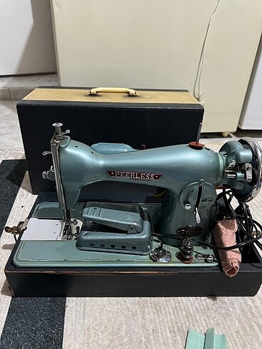 Taşınabilir peerless dikiş makinası