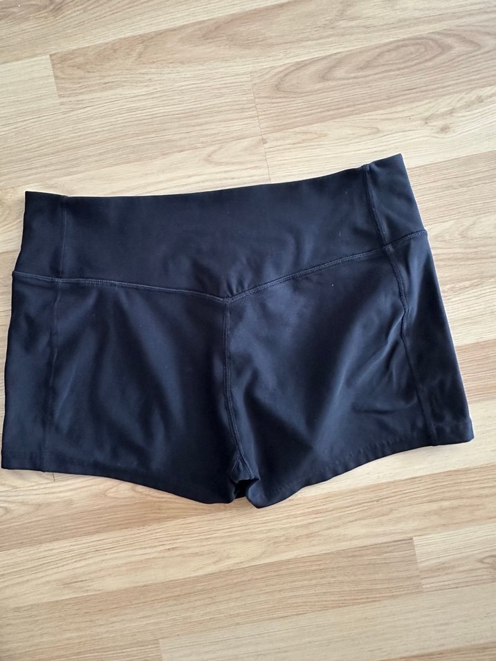 Nike Siyah Kadın Spor Şort L beden - Görsel 2