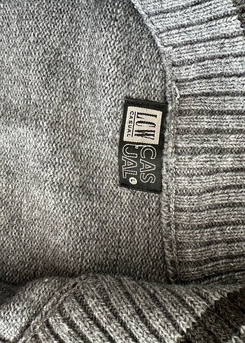 LCW casual %30 yün  %70akrilik hırka mont - Görsel 6