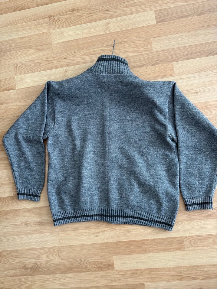 LCW casual %30 yün  %70akrilik hırka mont - Görsel 2