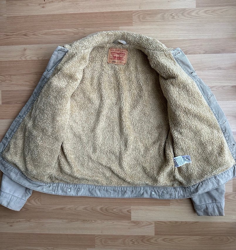 Levis içi kürklü L beden kadife mont orijinal ürün - Görsel 3