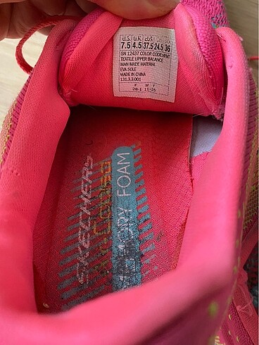 37,5 Beden Skechers spor ayakkabı 37,5 numara