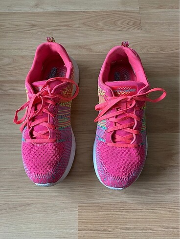Skechers spor ayakkabı 37,5 numara